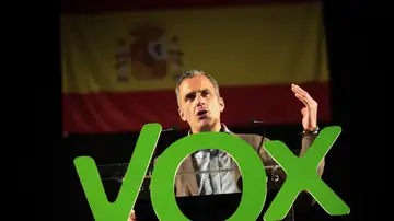 Ortega Smith expulsado definitivamente de Vox Ortega Smith expulsado definitivamente de Vox
