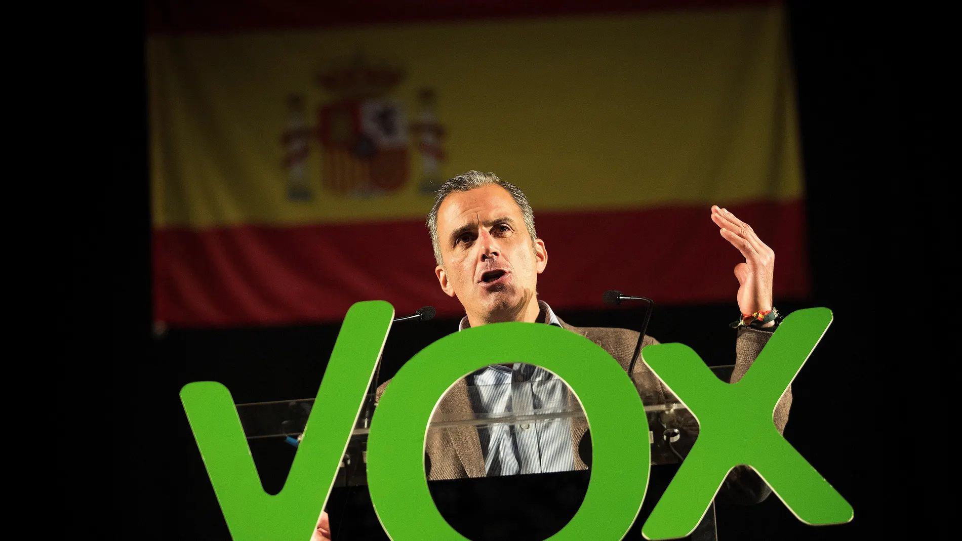 Ortega Smith critica que haya policías acuartelados sin actuar en Cataluña Ortega Smith critica que haya policías acuartelados sin actuar en Cataluña