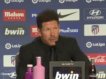 El dardo de Simeone: "Es fantastico buscar culpables" El dardo de Simeone: "Es fantastico buscar culpables"