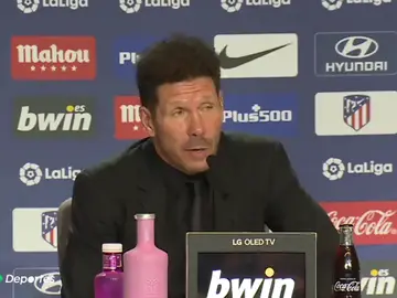 El dardo de Simeone: "Es fantastico buscar culpables" El dardo de Simeone: "Es fantastico buscar culpables"