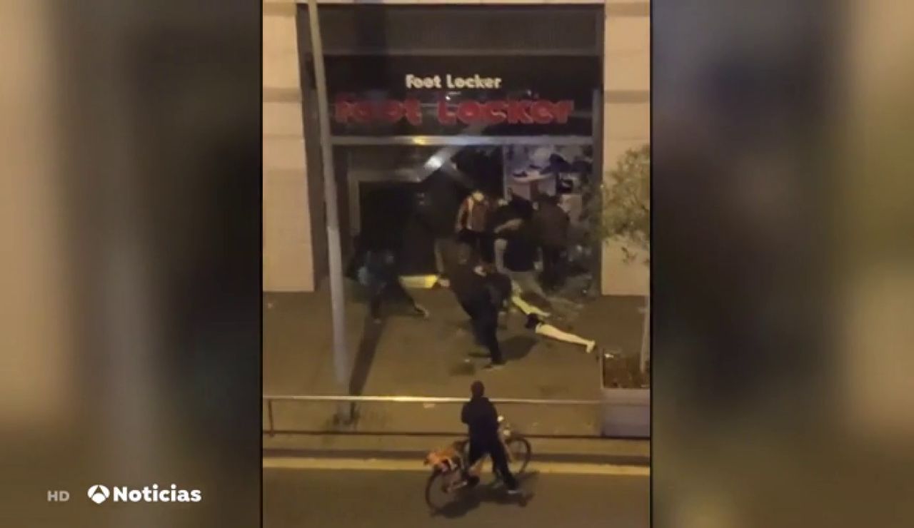 Saqueos y disturbios en Barcelona Saqueos y disturbios en Barcelona