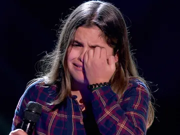 Una talent llora desconsoladamente tras la decisión de un coach en 'La Voz Kids' Una talent llora desconsoladamente tras la decisión de un coach en 'La Voz Kids'