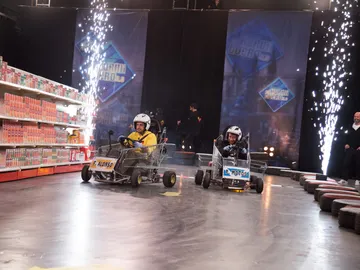 Fernando Alonso se alza con la victoria en una original revancha contra Pablo Motos en 'El Hormiguero 3.0' Fernando Alonso se alza con la victoria en una original revancha contra Pablo Motos en 'El Hormiguero 3.0'