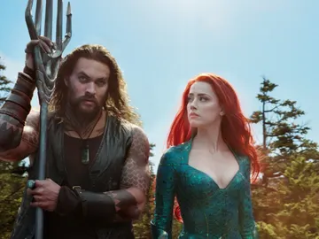 Jason Momoa y Amber Heard en 'Aquaman' Jason Momoa y Amber Heard en 'Aquaman'