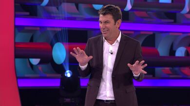 La ácida ironía de Arturo Valls sobre la situación política en '¡Ahora caigo!'