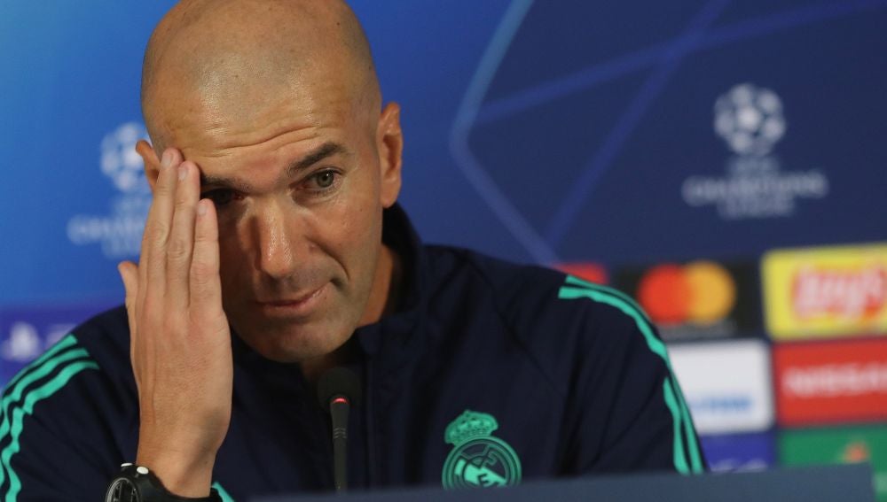Zidane, en la rueda de prensa en Estambul previa al partido ante el Galatasaray.