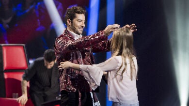David Bisbal consigue la angelical voz de Alicia Pétina