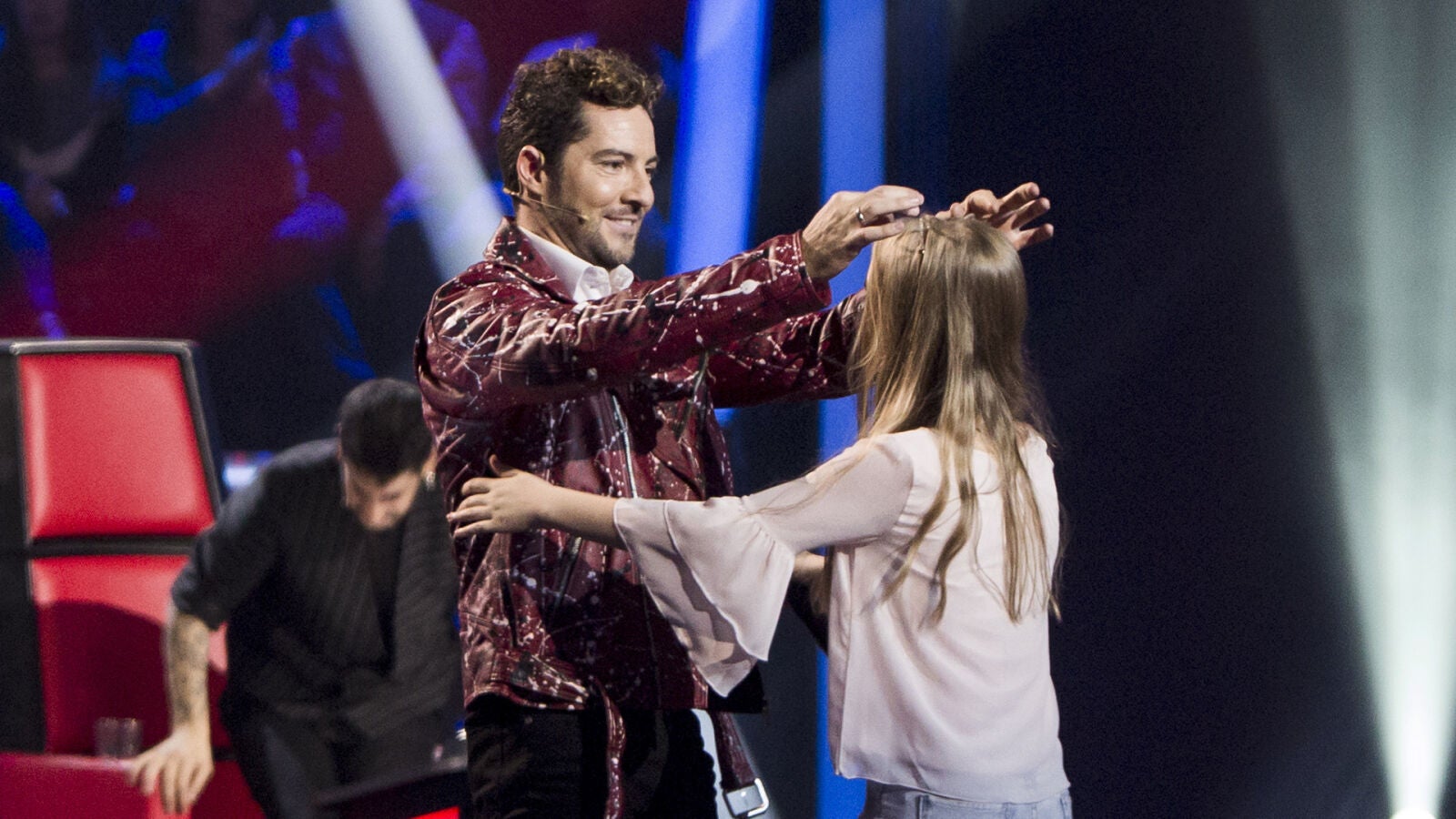 David Bisbal consigue la angelical voz de Alicia Pétina