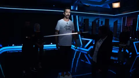El peligroso experimento de Marron en 'El Hormiguero 3.0': "Si me tocáis, morís" El peligroso experimento de Marron en 'El Hormiguero 3.0': "Si me tocáis, morís"
