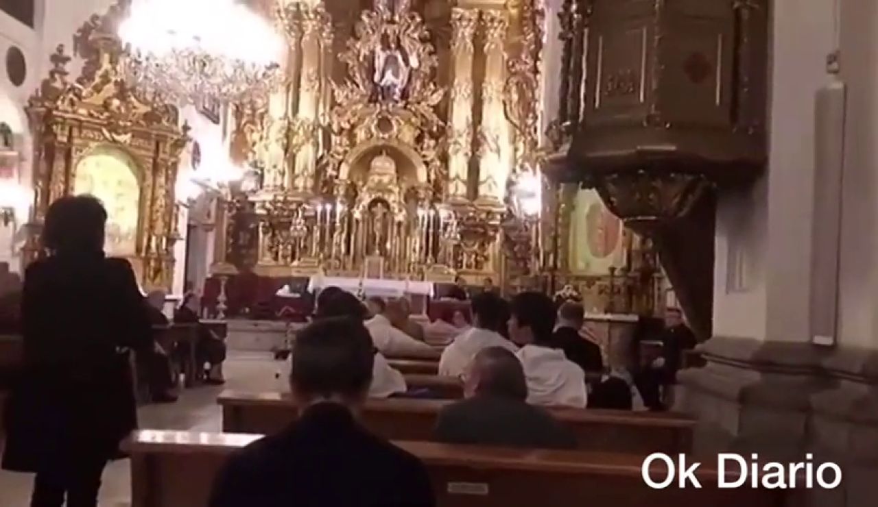 Enfado con el obispo Martínez Camino por "el abandono de la Iglesia al prior del Valle de los Caídos" Enfado con el obispo Martínez Camino por "el abandono de la Iglesia al prior del Valle de los Caídos"