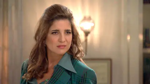 Irene trata de malmeter para reconquistar a Armando Irene trata de malmeter para reconquistar a Armando