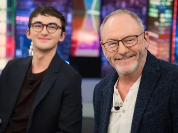 ¿Quién fue el responsable del gazapo más famoso de 'Juego de Tronos'? Isaac Hempstead-Wright y Liam Cunningham responden en 'El Hormiguero 3.0' ¿Quién fue el responsable del gazapo más famoso de 'Juego de Tronos'? Isaac Hempstead-Wright y Liam Cunningham responden en 'El Hormiguero 3.0'