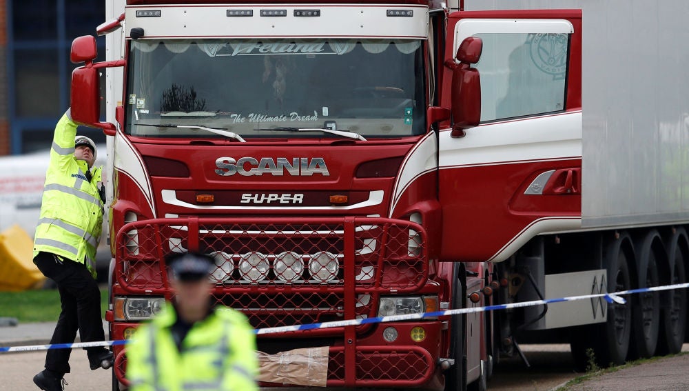 El camión que transportaba 39 cadáveres en Reino Unido