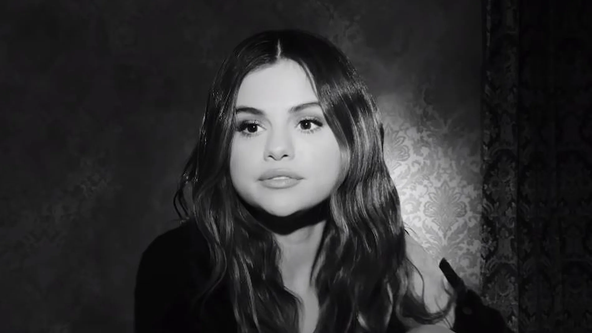 Selena Gómez en el videoclip de 'Lose you to love me' Selena Gómez en el videoclip de 'Lose you to love me'