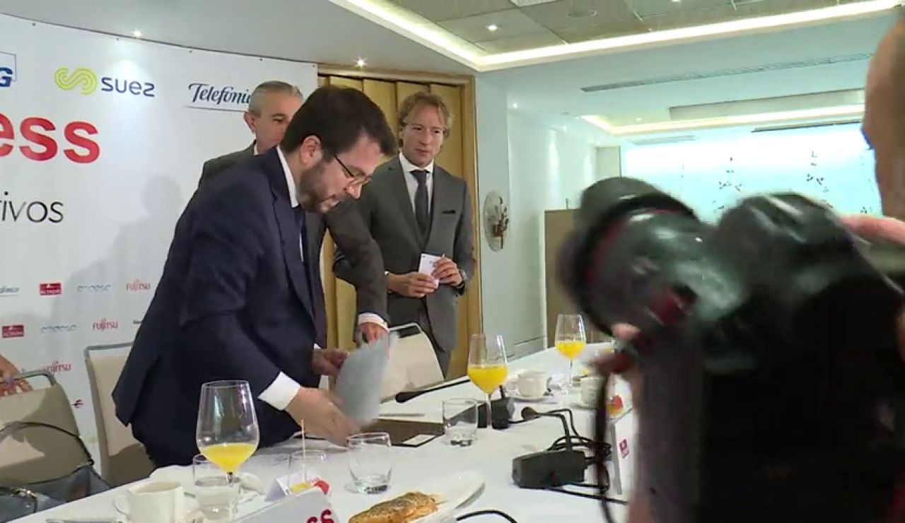 La Generalitat insiste en el diálogo, pero sobre amnistía y autodeterminación La Generalitat insiste en el diálogo, pero sobre amnistía y autodeterminación