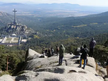 Periodistas en el Valle de los Caídos Periodistas en el Valle de los Caídos