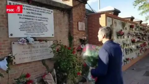 Pedro Sánchez homenajea a las Trece Rosas Pedro Sánchez homenajea a las Trece Rosas