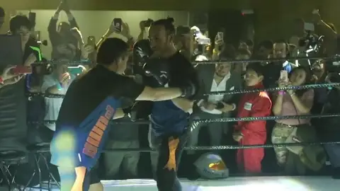 Lewis Hamilton se pasa al boxeo en México con el legendario Julio César Chávez Lewis Hamilton se pasa al boxeo en México con el legendario Julio César Chávez