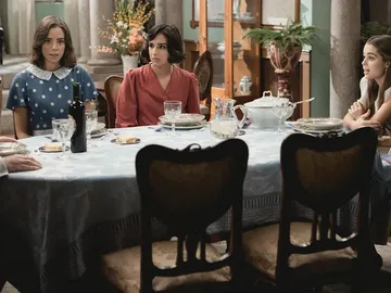 ‘El secreto de Puente Viejo’: La negativa de las hermanas Solozábal a marcharse de Puente Viejo ‘El secreto de Puente Viejo’: La negativa de las hermanas Solozábal a marcharse de Puente Viejo