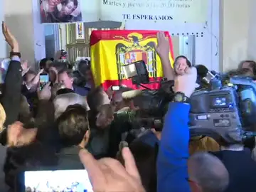 Misa por Franco en El Pardo con vivas al dictador Misa por Franco en El Pardo con vivas al dictador