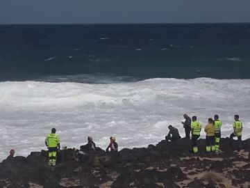 Al menos cinco muertos y varios desaparecidos al naufragar una patera en Lanzarote