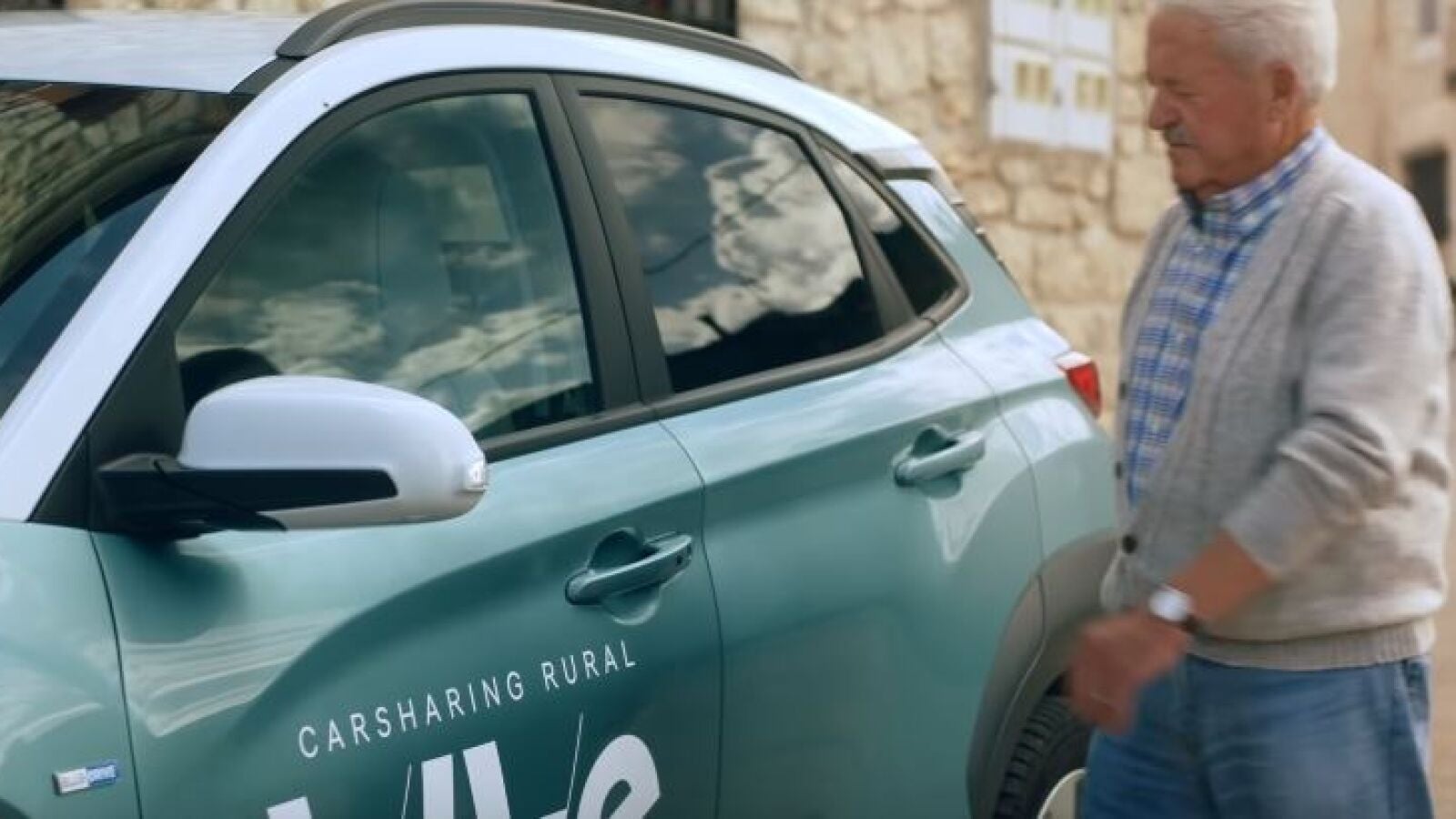 Campisábalos estrena el primer servicio de coche compartido rural en España