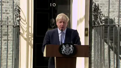 Arranca la campaña electoral en Reino Unido: Boris Johnson comunica a Isabel II la disolución del Parlamento Arranca la campaña electoral en Reino Unido: Boris Johnson comunica a Isabel II la disolución del Parlamento