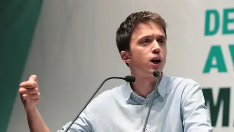 El candidato de Más País a la Presidencia del Gobierno, Íñigo Errejón, este lunes, durante un acto de campaña de la coalición Más País-Equo-CHA en Zaragoza elecciones generales