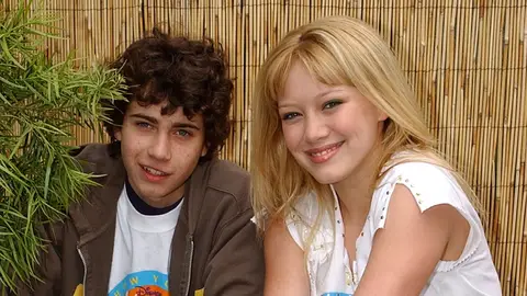 Adam Lamberg y Hilary Duff de 'Lizzie McGuire' Adam Lamberg y Hilary Duff de 'Lizzie McGuire'