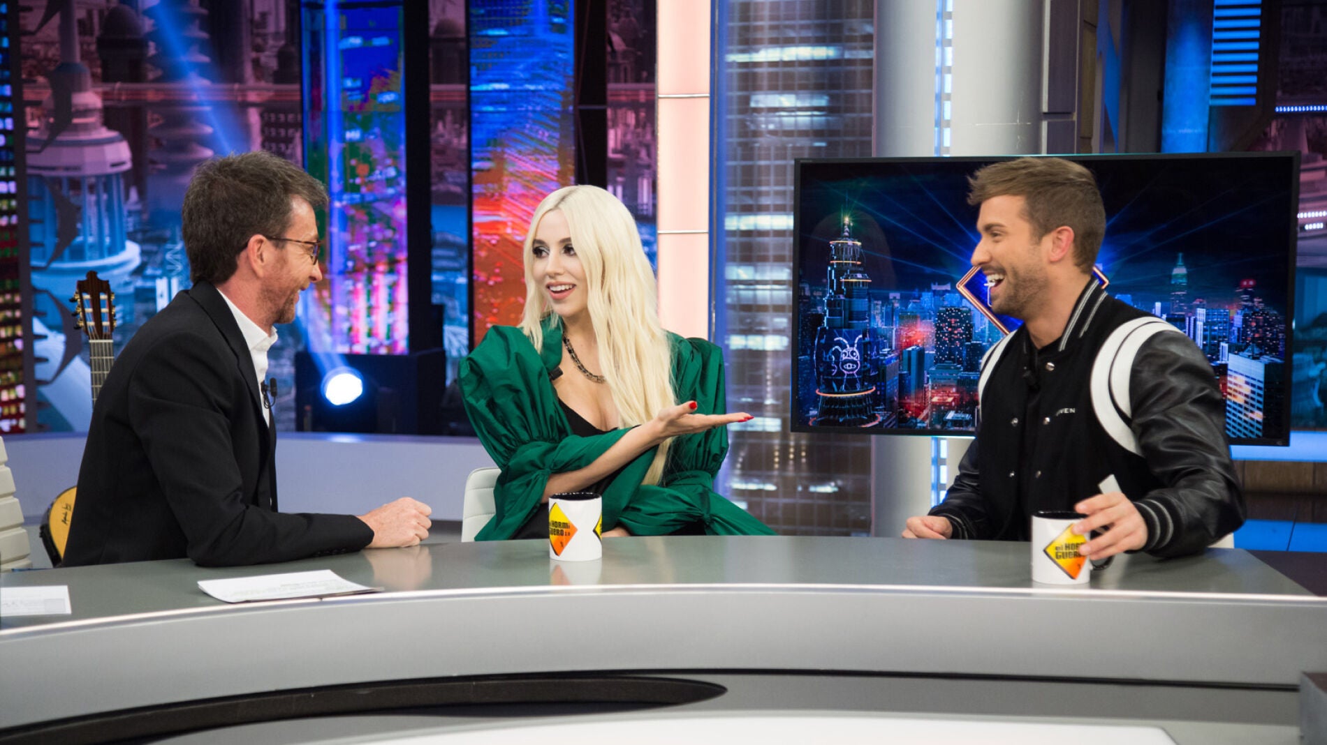 &iquest;C&oacute;mo se conocieron Ava Max y Pablo Albor&aacute;n? &iexcl;Nos lo cuentan en 'El Hormiguero 3.0'!