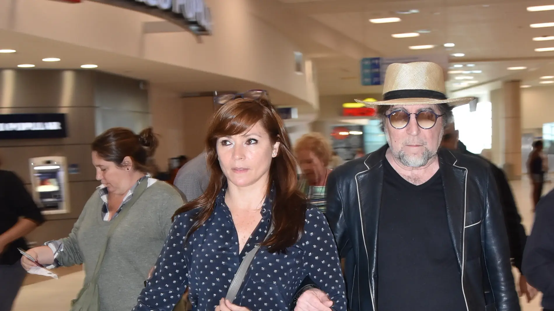 Joaquín Sabina y Jimena Coronado