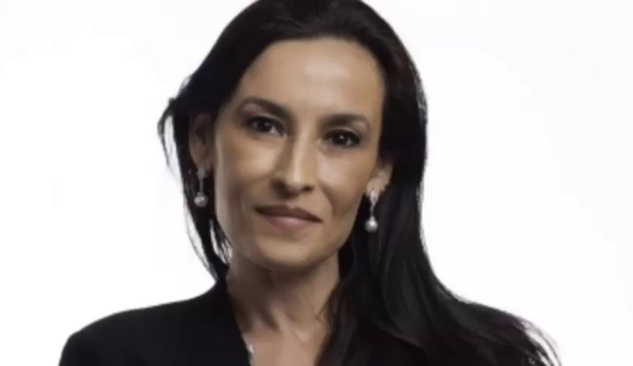 Candidata de Vox: "Se me pone delante el día de reflexión un tío de Vox y le pego un tiro" Candidata de Vox: "Se me pone delante el día de reflexión un tío de Vox y le pego un tiro"