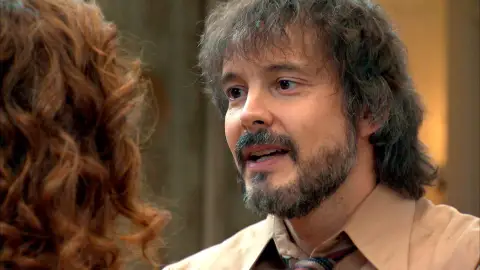 Guillermo toma las riendas de su vida declarándose a Julia Guillermo toma las riendas de su vida declarándose a Julia