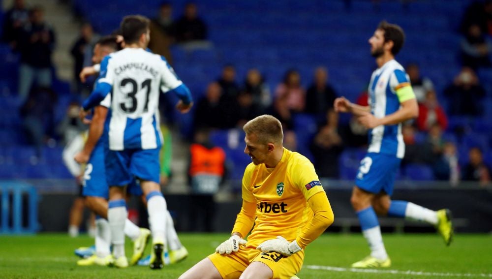 Los jugadores del Espanyol celebran un gol ante el Ludogorets