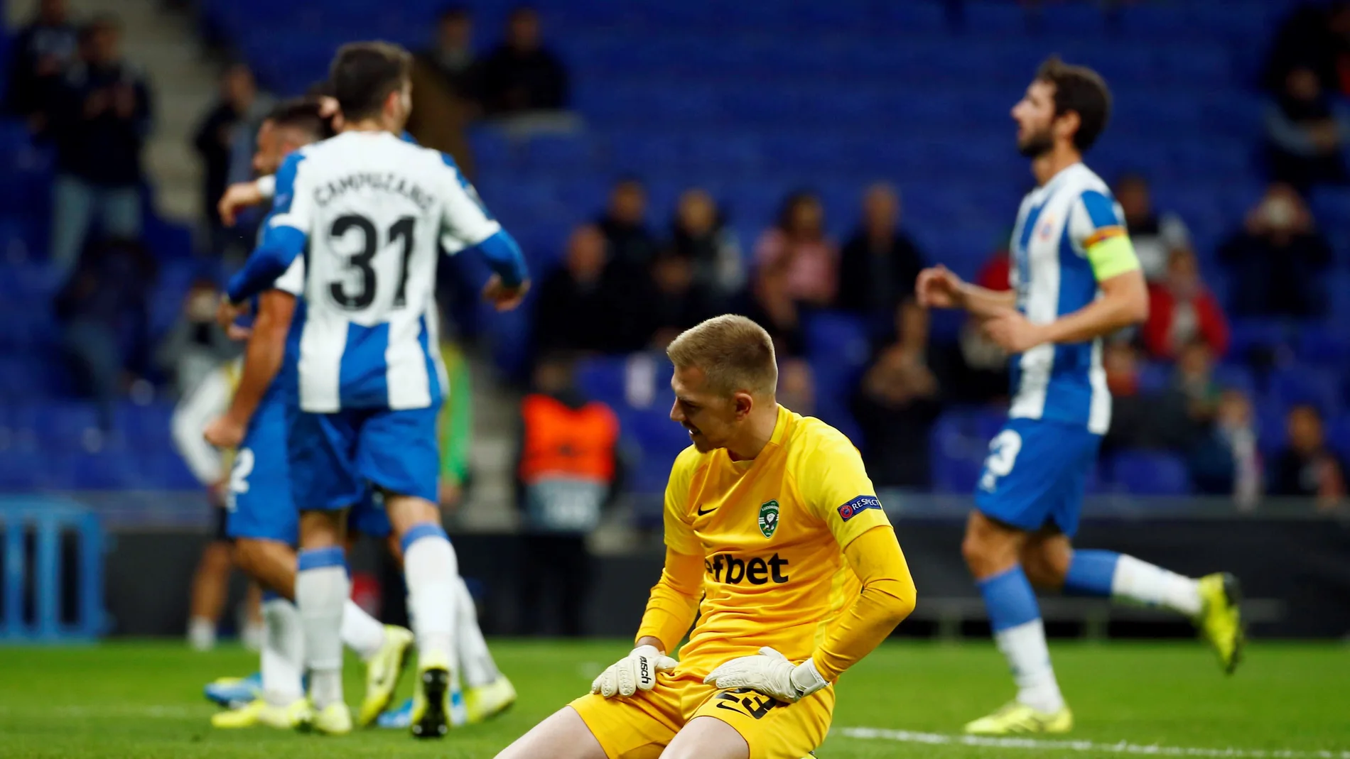 Los jugadores del Espanyol celebran un gol ante el Ludogorets Los jugadores del Espanyol celebran un gol ante el Ludogorets