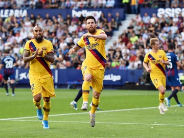 Messi celebrando su gol contra el Levante