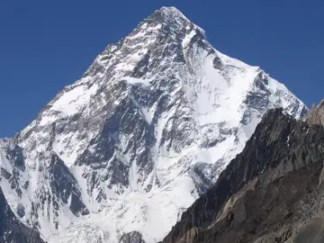 Hallan sin vida el cuerpo del montañero desaparecido Hallan sin vida el cuerpo del montañero desaparecido
