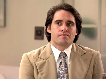 Jacobo cede al desprecio de Armando Jacobo cede al desprecio de Armando