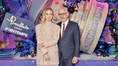 La Navidad llega a los escaparates de los almacenes parisinos Printemps