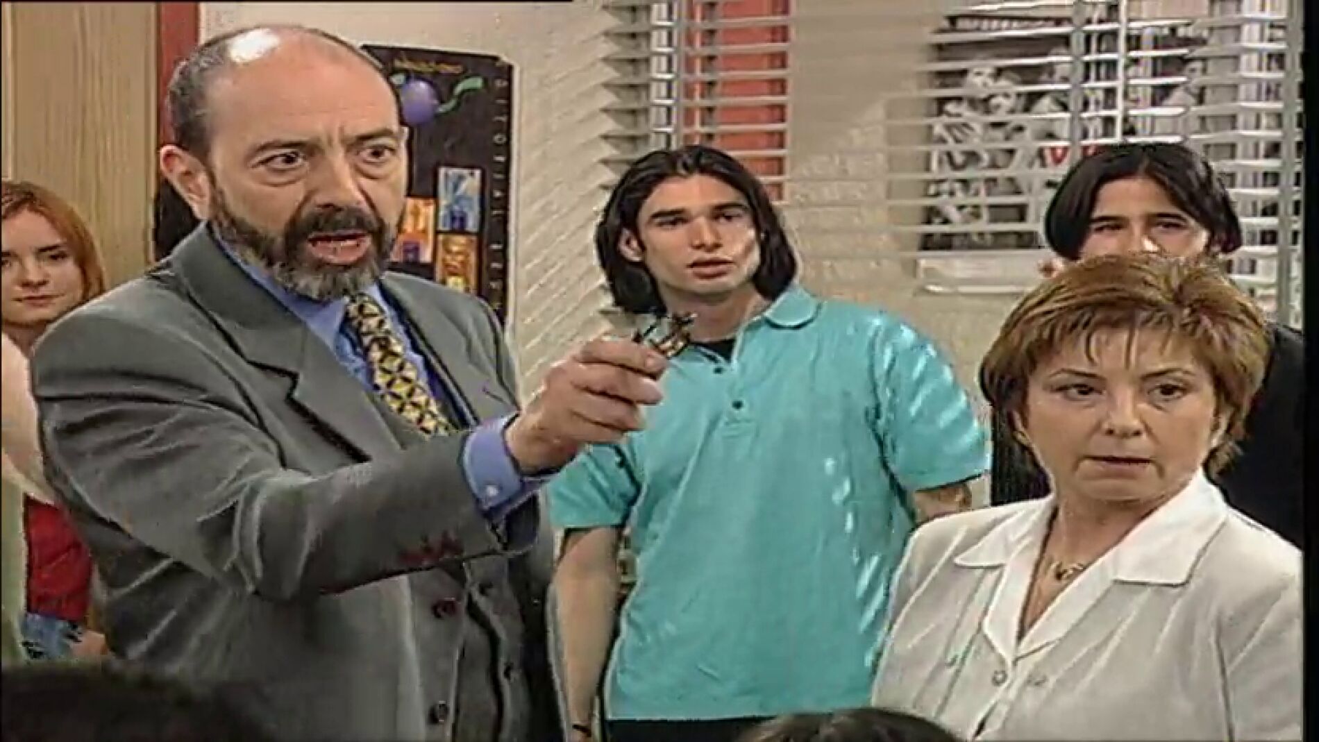 La escena viral de 'Compañeros' que enseña una importante lección sobre el fascismo 