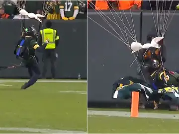 Momento del complicado aterrizaje de un paracaidista en la NFL Momento del complicado aterrizaje de un paracaidista en la NFL