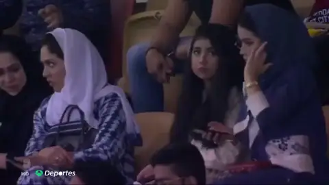 La Supercopa de España se jugará en Arabia Saudí y las mujeres podrán entrar libremente al estadio La Supercopa de España se jugará en Arabia Saudí y las mujeres podrán entrar libremente al estadio