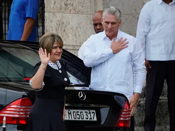 Miguel Díaz-Canel y Lis Cuesta Miguel Díaz-Canel y Lis Cuesta