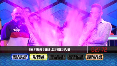 ¿En los Países Bajos se saludan con 3 besos?, ‘Los dispersos’ fallan esta pregunta en ‘¡Boom!’ 