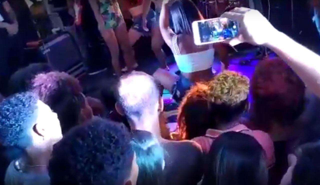 La mujer bailando 'twerking' La mujer bailando 'twerking'