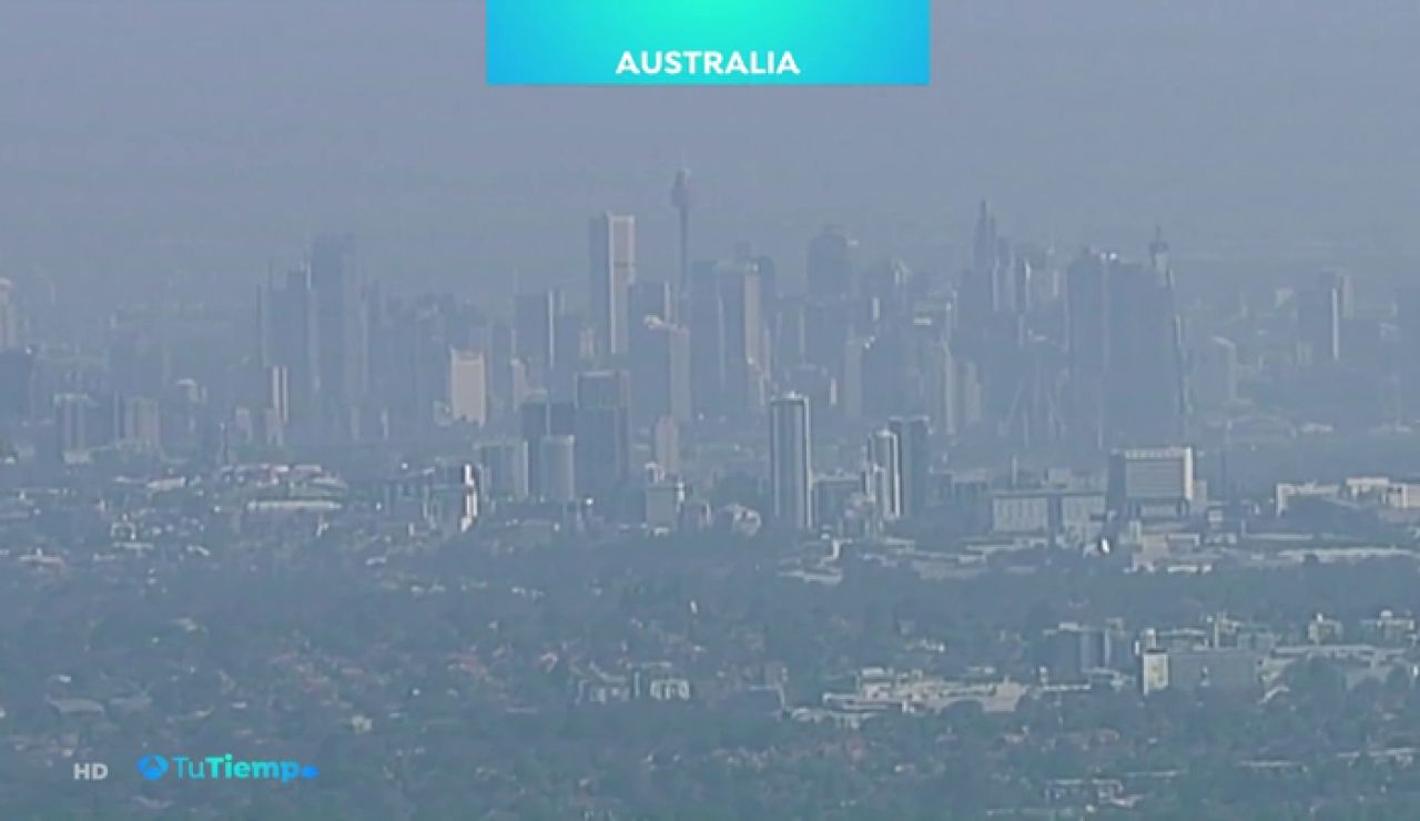 Declaran el estado de emergencia por los incendios que arrasan Australia y han dejado 3 muertos Declaran el estado de emergencia por los incendios que arrasan Australia y han dejado 3 muertos