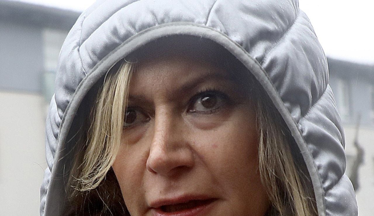 La madre de Diana Quer sale del juzgado La madre de Diana Quer sale del juzgado