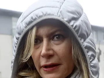 La madre de Diana Quer sale del juzgado La madre de Diana Quer sale del juzgado