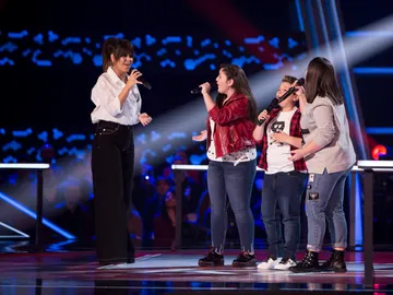 Vanesa Martín canta ’90 Minutos’ con Paola Casas, Juan Manuel Segovia y María Calero en las Batallas de ‘La Voz Kids’ Vanesa Martín canta ’90 Minutos’ con Paola Casas, Juan Manuel Segovia y María Calero en las Batallas de ‘La Voz Kids’