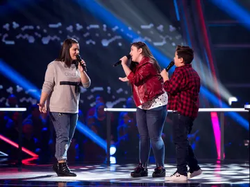 Paola Casas, Juan Manuel Segovia y María Calero cantan ’90 Minutos’ en las Batallas de ‘La Voz Kids’ Paola Casas, Juan Manuel Segovia y María Calero cantan ’90 Minutos’ en las Batallas de ‘La Voz Kids’